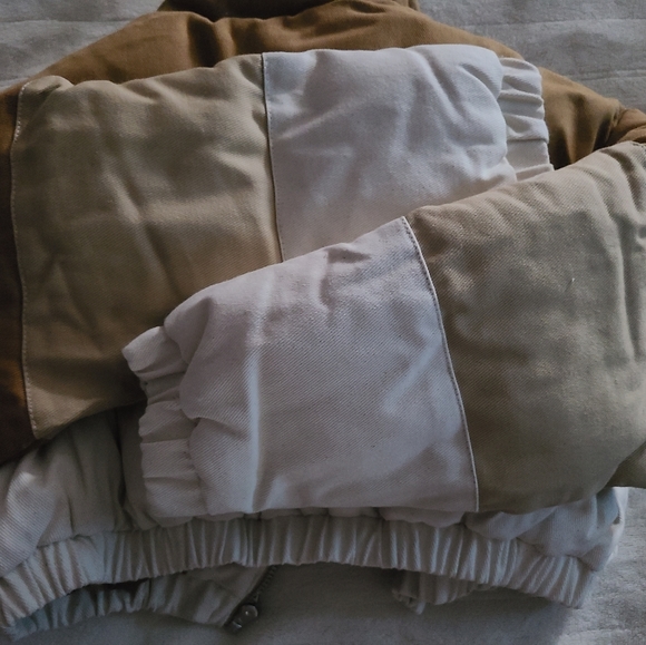 Brand New Puffy Jacket - Picture 2 of 4